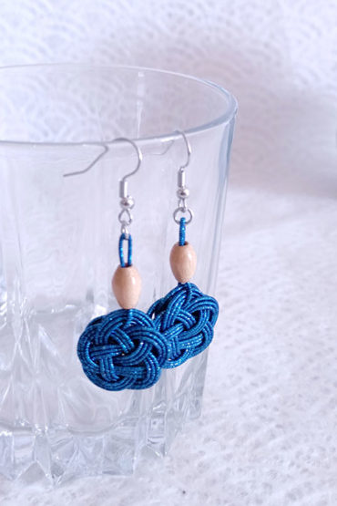 Mizuhiki Peocock Blue Earrings Silver hooks