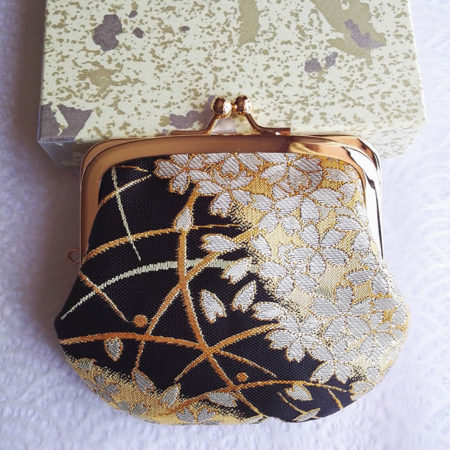Kimono-wallet-big-black-gold-sakura-a