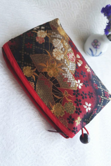 Kimono-pouch-red-fan-3