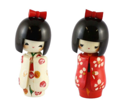 Japanese-Kokeshi-doll-Otomesode