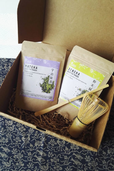 Matcha-&-Sencha-with-Whisk-and-Scoop-Gift-Box