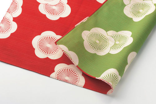 104cm-Furoshiki-Isa-monyo-Reversible-Red-Green