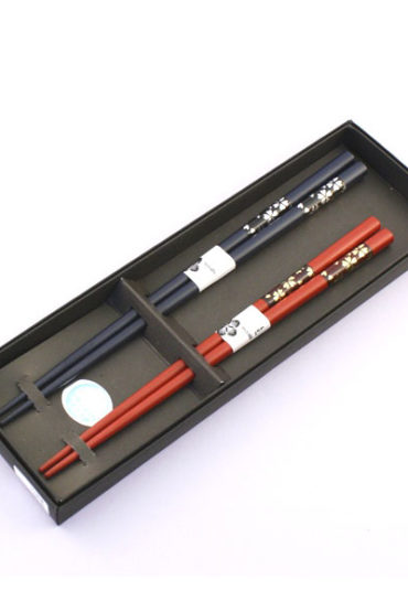 Premium-Japanese-chopsticks-gift-set-Sakurakomachi-3
