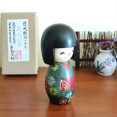 Japanese Kokeshi doll Hanahubuki wooden doll figurine j-okini malta