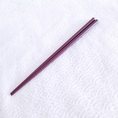 Easy-Grasp-Hexagonal-chopsticks-Rose-red