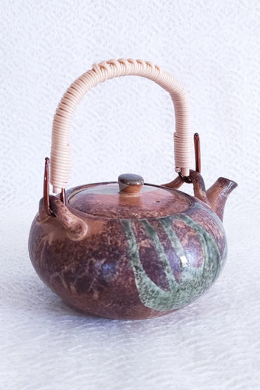 Oribe-Nagashi-Dobin-Teapot