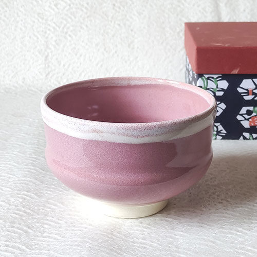 Kiyomizu-ware handmade Matcha bowl pink j-okini Malta