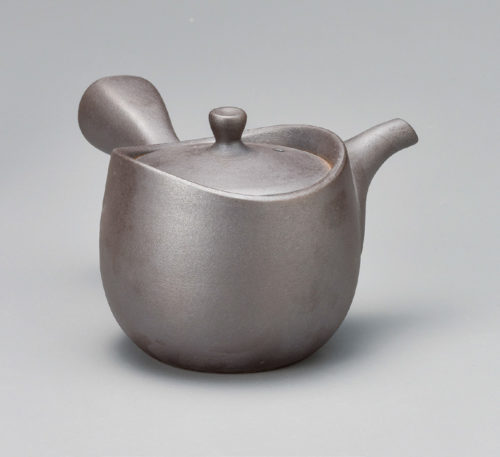 Tokoname Teapot by Isshin Black