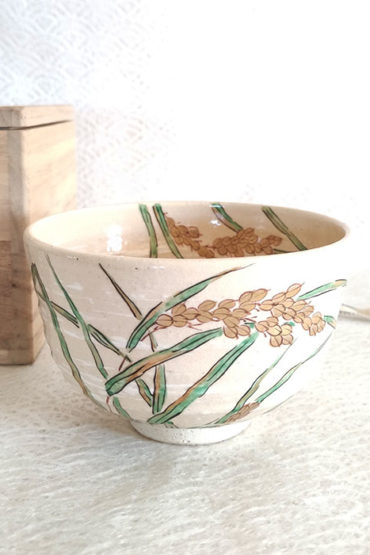 Vintage-Handmade-Matcha-bowl-Inaho-1