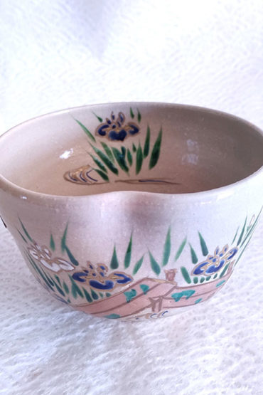 Handmade-Matcha-bowl-Yatsuhashi-1
