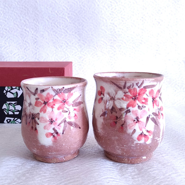 Yunomi Japanese tea cup Kyo Kiyomizu yaki ware Sakura cherry blossom 