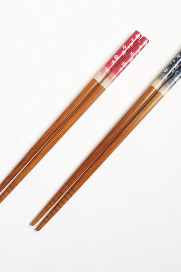 Bamboo-Chopsticks-Sakura