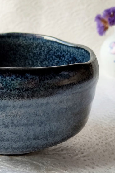 Japanese-Authentic-Matcha-Bowl-Black-2