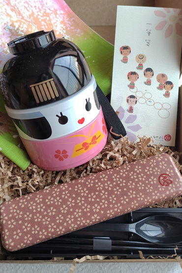 Kokeshi-Bento-Gift-Box