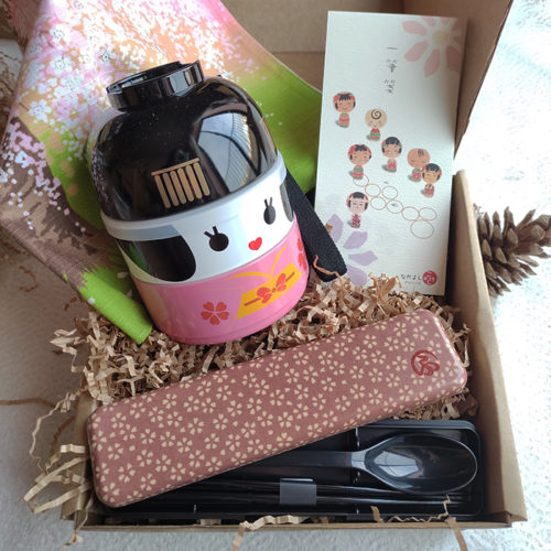 Kokeshi-Bento-Gift-Box