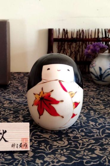 Kokeshi doll Aki 4.jpg