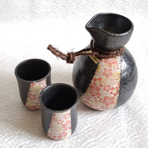 Japanese-sake-set-Ume-3