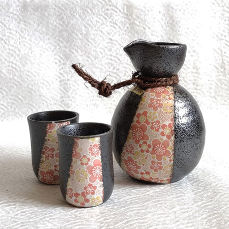 Japanese-sake-set-Ume-3