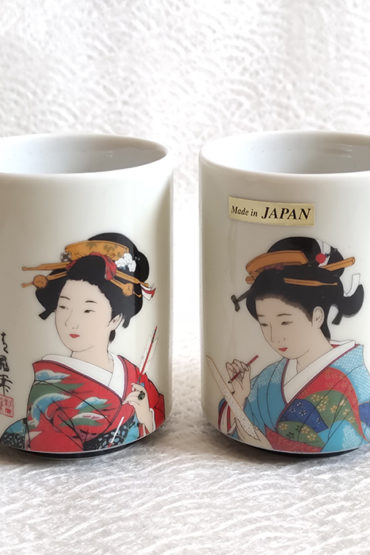 Japanese-Yunomi-Teacup-Pair-Bijinga