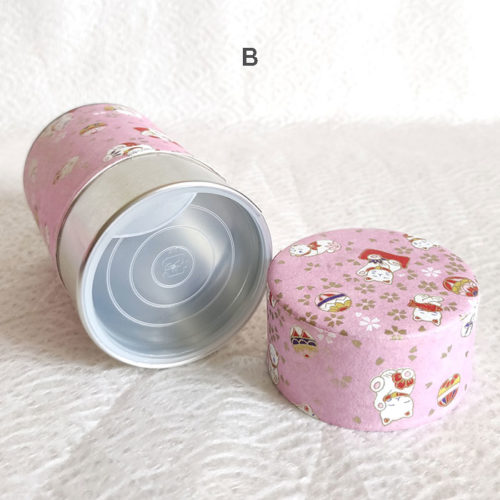 Japanese-Tea-tin-(medium)-Light-Pink-Maneki-neko-2