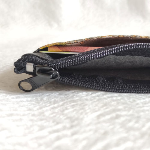 Kimono-wallet-(small)-with-Zip-Black-Gold