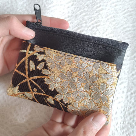 Kimono-wallet-(small)-with-Zip-Black-Gold-3