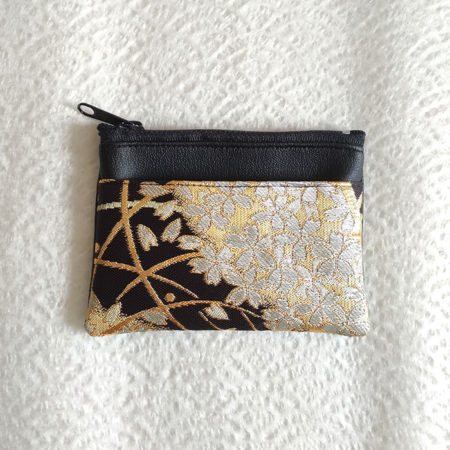 Kimono-wallet-(small)-with-Zip-Black-Gold