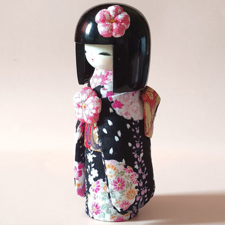 Japanese wooden doll wearing traditional kimono – Kyo Bijin Creative Kokeshi. j-okini.com in Malta