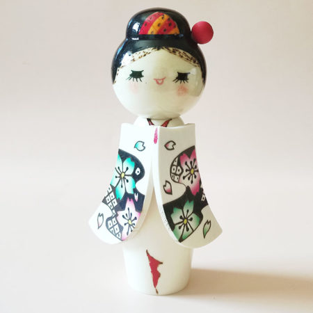 Japanese Kokeshi doll Sakura Komachi