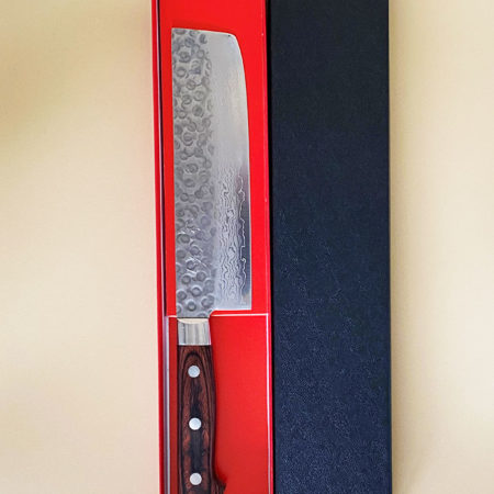 Japanese-Kitchen-Knife-Nakiri-Hammered-VG10-Damascus