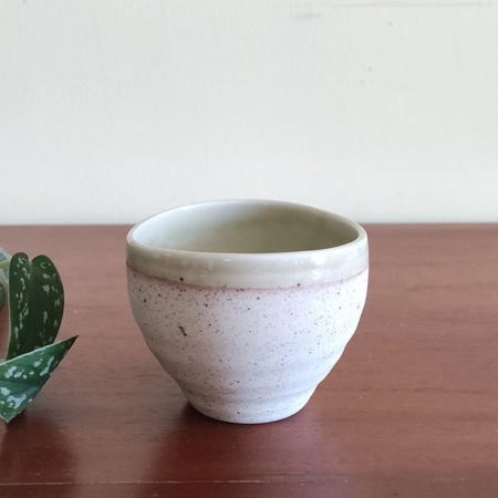 Japanese-Yunomi-teacup-Hiwa