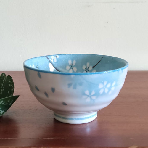 Japanese-rice-bowl-Sakura-blue