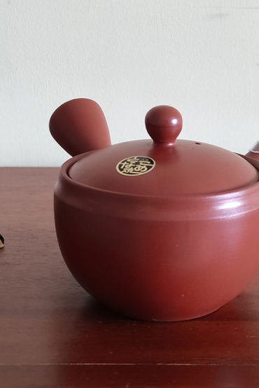 Tokoname-Red-Clay-Kyusu-teapot-Hitomizu-1
