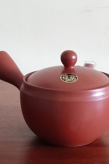 Tokoname-Red-Clay-Kyusu-teapot-Hitomizu-2