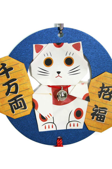 Maneki-neko-Hanging-decoration-kit