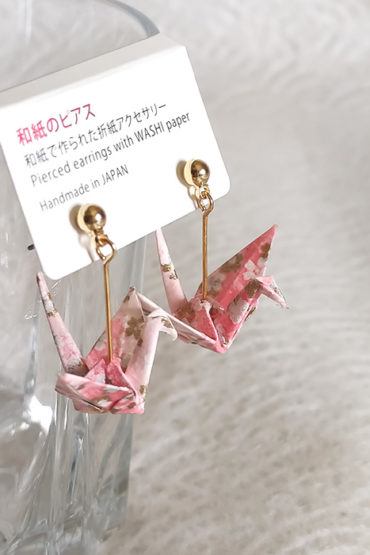 Handmade-Origami-earring-crane-pink-3