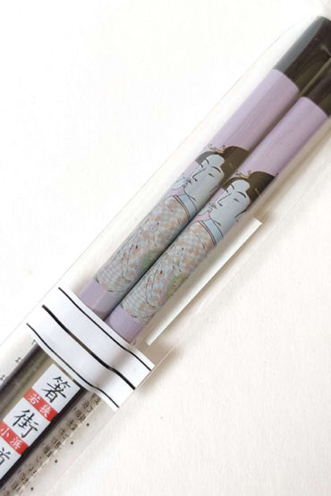 Japanese-beauty-chopsticks-purple