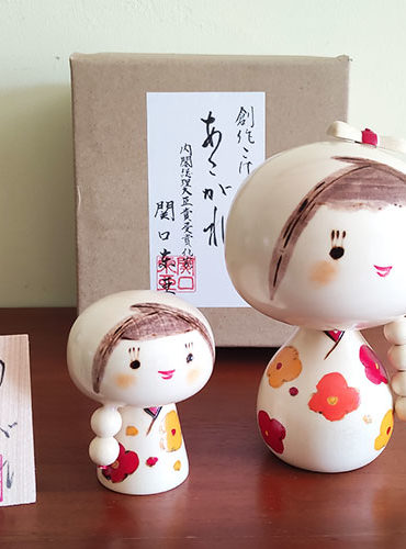 Japanese Kokeshi doll figurines j-okini Malta