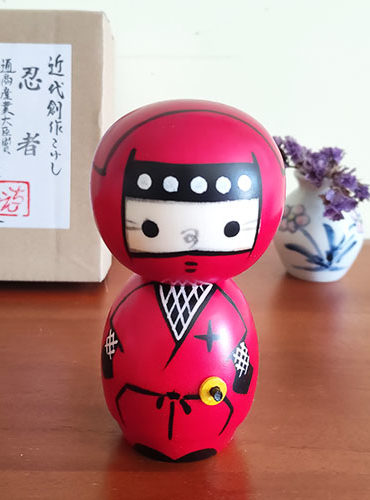 kokeshi-ninja-red