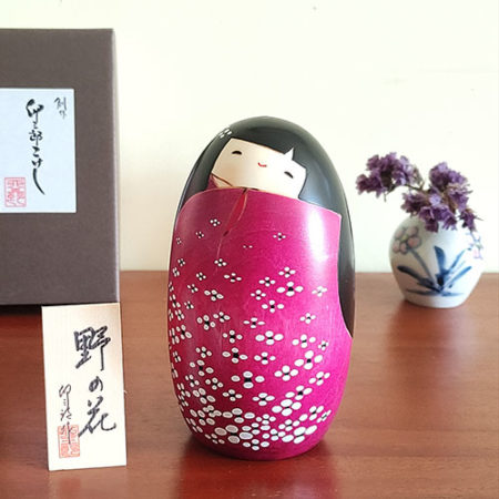 Japanese Kokeshi doll figurines j-okini Malta