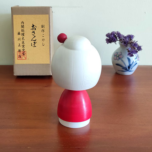 kokeshi doll osanpo fujikawa