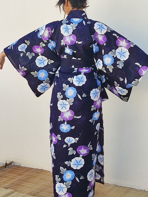 Ladie's-Yukata-Sakura Japanese kimono j-okini malta