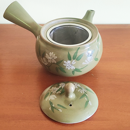 Sakura-Midori-Teapot