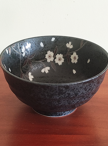 Sakura deep bowl blk Japanese tableware j-okini malta