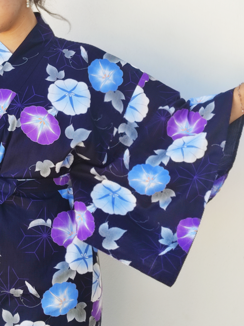 Ladie's-Yukata-Sakura Japanese kimono j-okini malta