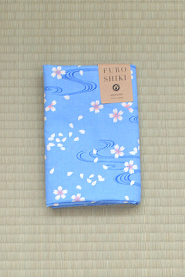 70cm Furoshiki Sakura Ryusui