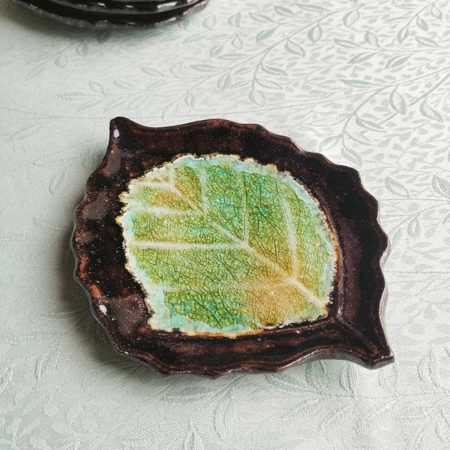 Shigaraki ware leaf shape plate