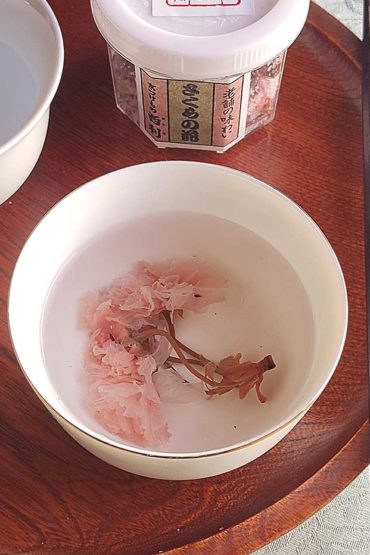 Sakura tea Sakuracha