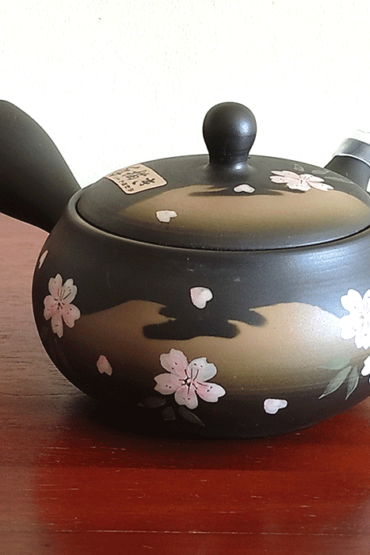 Hand-painted Tokoname Kyusu Teapot Maru Sakura