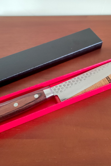 Japanese Kitchen Knife Petty | Hammered VG10 Damascus